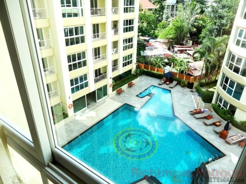 2 Bedroom Condo for sale in Central..