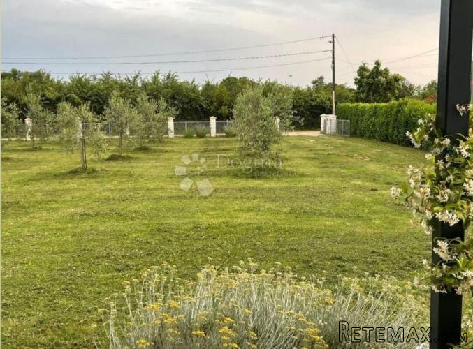 Istra, šarmantna kuća blizu Pule s prostranom parcelom i mog - 2