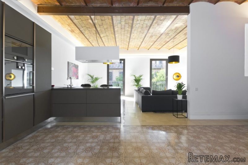 Luxury Refurbished 3 Bed Apartment.. - 2