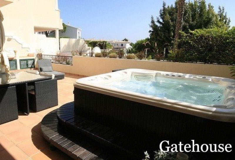 Vale do Lobo Algarve Apartment For Sale