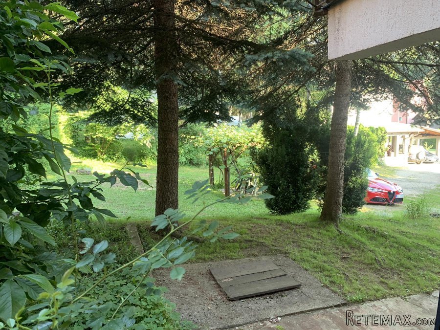 Zlatibor kuca 200m2 sa placem 7.5ari - 5