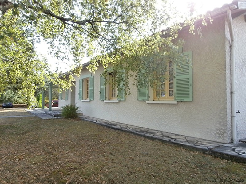 Beautiful 4-Bedroom Villa On Enclosed.. - 2