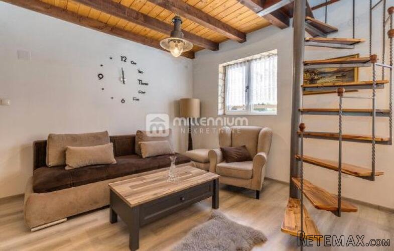 Novi Vinodolski, 120m2, samostojeća kuća