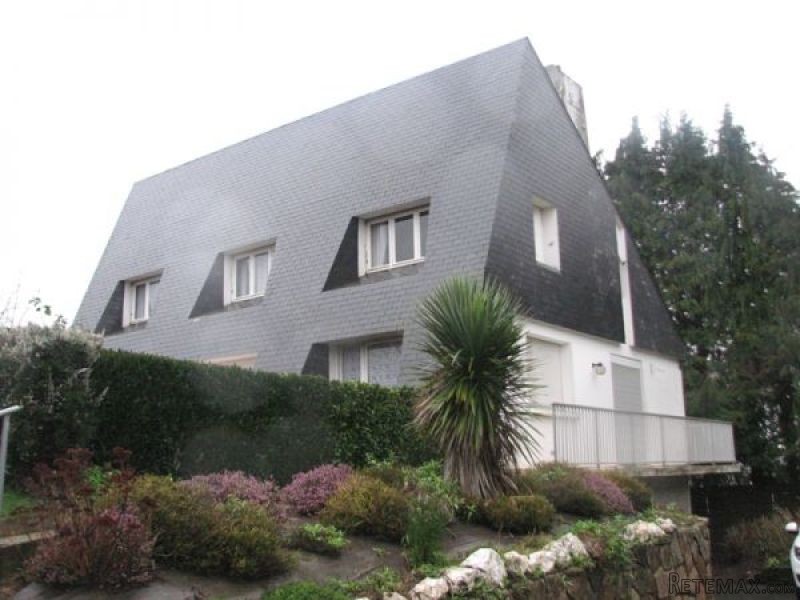 5 Bed Contemporary Detached Property