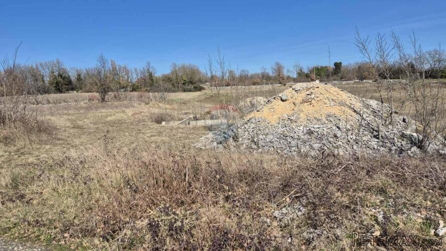 Istra, Žminj okolica - građevinsko zemljište s pogledom na m - 3