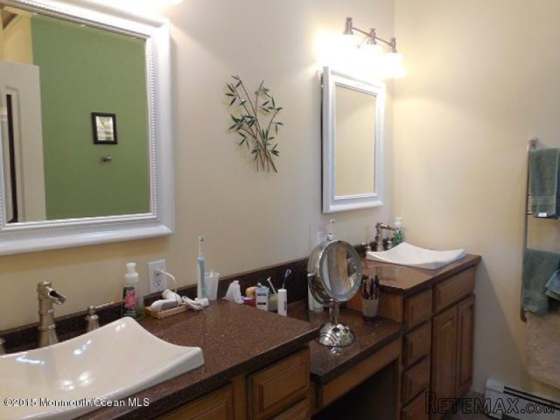 2 bedroom Flat For Sale: 1217 Johnson.. - 2