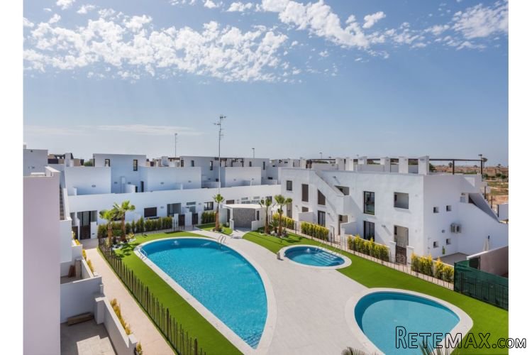 Los apartamentos están ubicadas en un complejo residencial.. - 4
