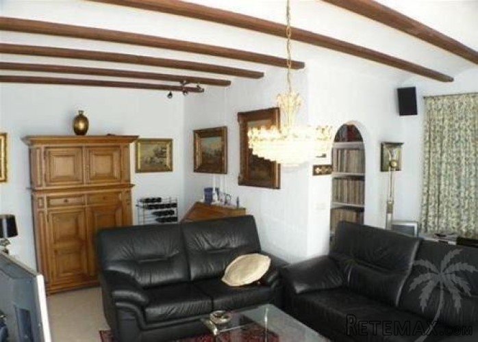 The interior of the villa has a fantastic floor plan and.. - 5