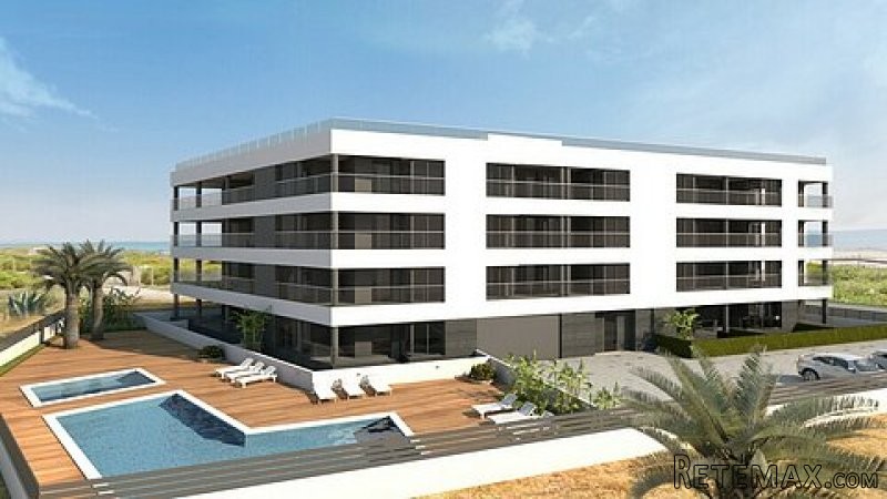 10 METRES TO SEA FRONT - 2 BED 2 BATH