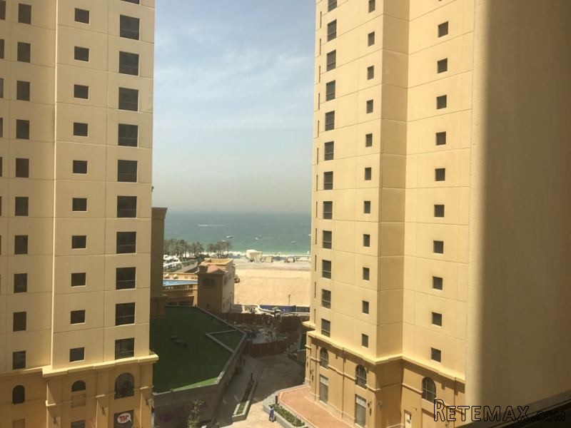 Large Furnished 1 Br on the Beach in..