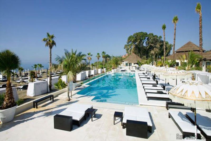 3 bedroom apartment for sale - 2