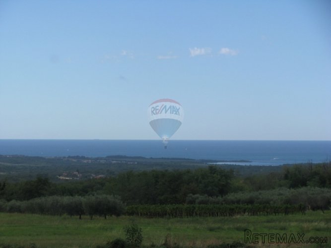 Građevinsko zemljište s panoramskim pogledom na more
