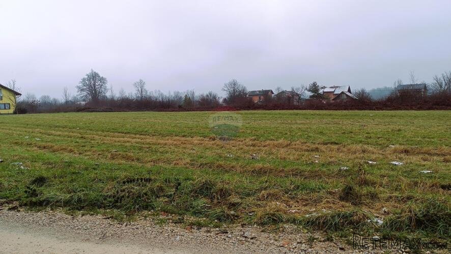 Karlovac,Skakavac-građevinsko zemljište 7 189 m2 - 2