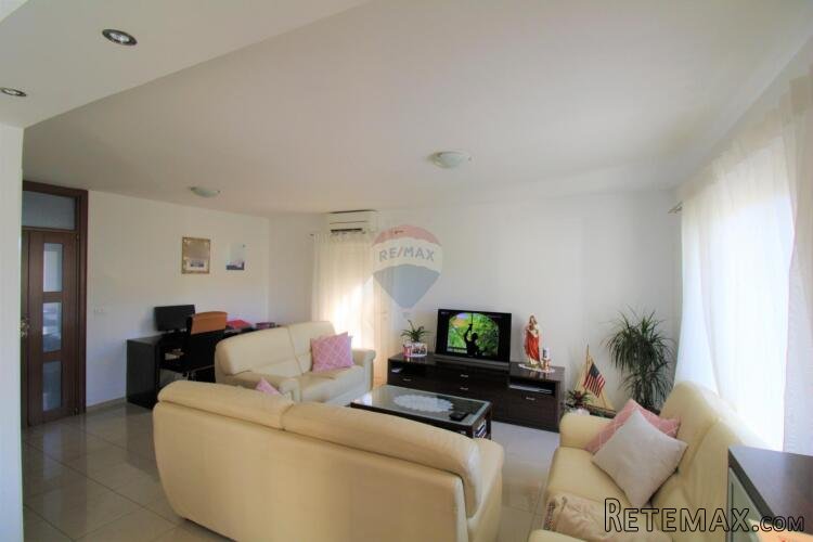 Rovinj, dvojna kuća 2,5k m od centra-185 m2 - 3