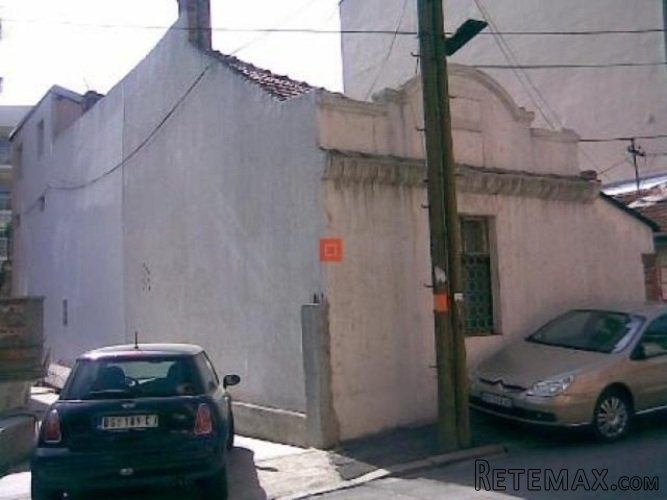Podaje se kuca Beograd-Zvezdara
