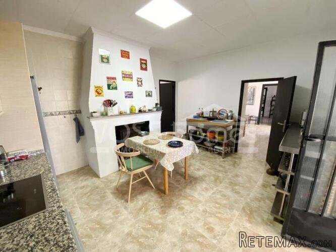EXCLUSIVE TO VOSS HOMES - Very large 4 bed, 2 bath Country.. - 16