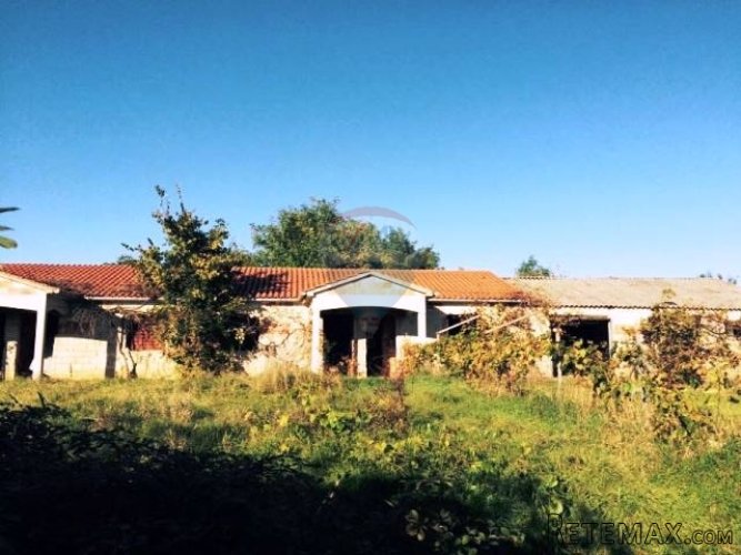 Građevinsko zemljište s postojećim objektom - 3