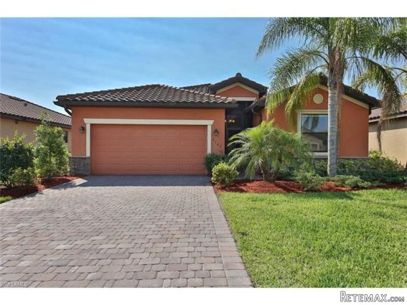 4 bedroom Residence For Sale: Fort..