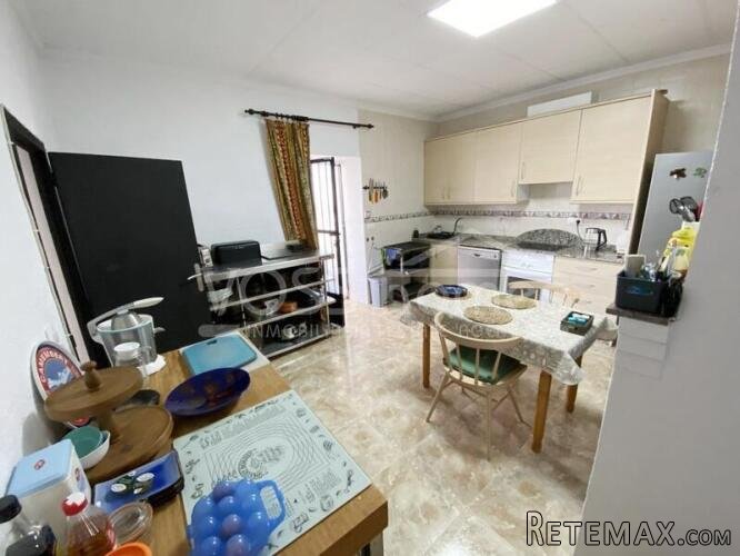 EXCLUSIVE TO VOSS HOMES - Very large 4 bed, 2 bath Country.. - 18