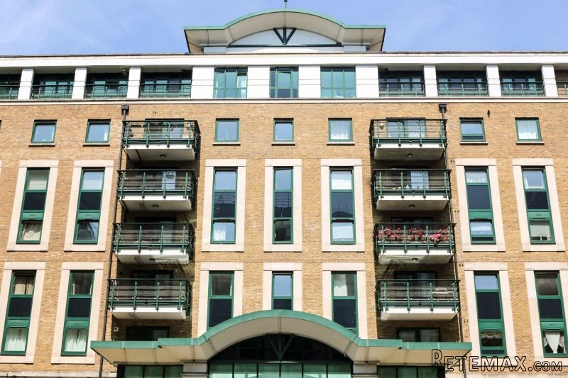 A Fantastic New Ensuite Room To Rent In..