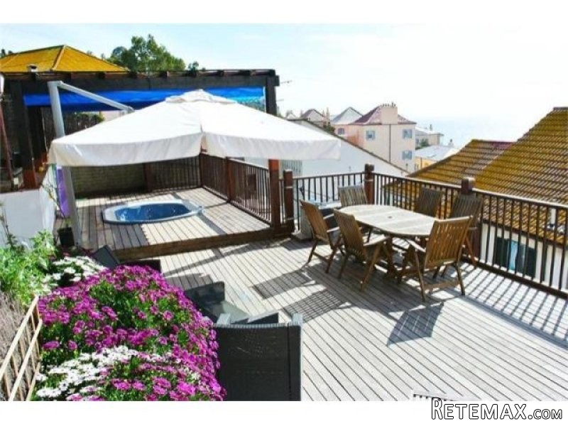 4 bedroom Apartment For Sale: Navel..