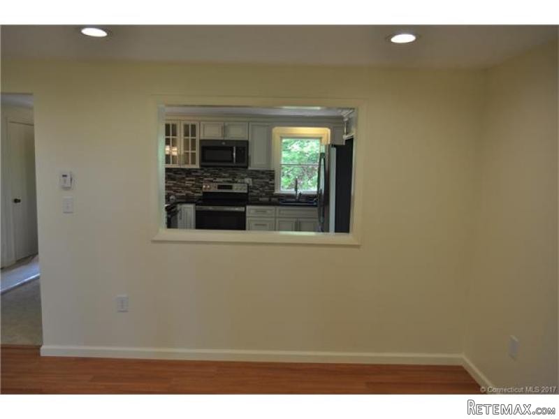 3 Bedrooms - Ranch - CT - For Sale - 2