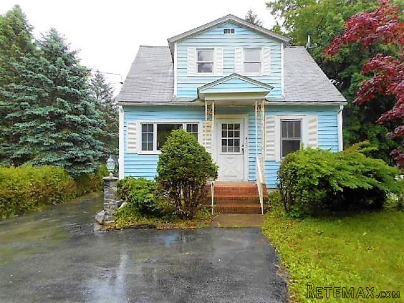 413 Vassar Rd Poughkeepsie, NY, 12603..