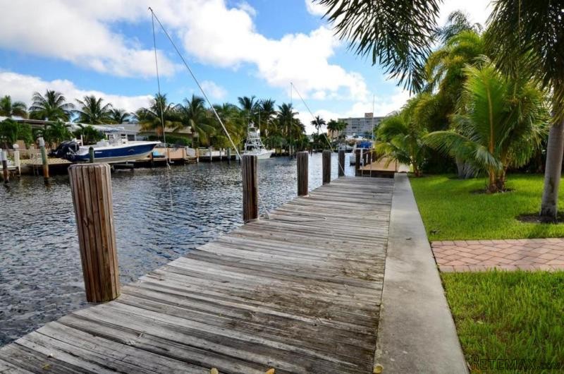 2731 Ne 5th St, Pompano Beach, FL -.. - 2