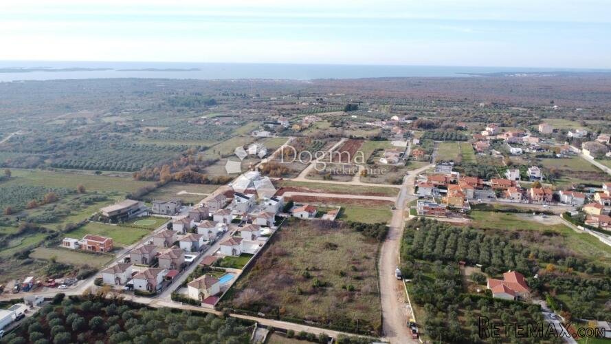VODNJAN – RIJETKOST NA TRŽIŠTU! GRAĐEVINSKO ZEMLJIŠTE 2.080 - 3