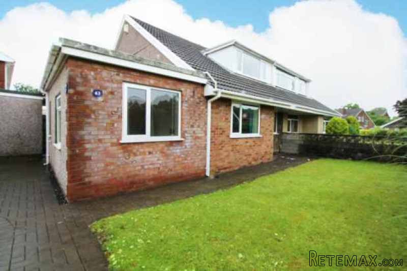 5 bedroom, Semi-detached House house..