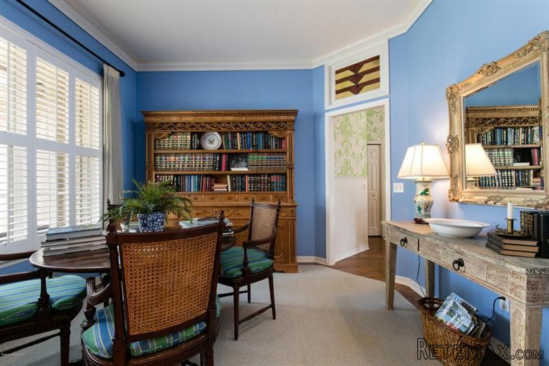 3 bedroom Detached House For Sale: 463.. - 2
