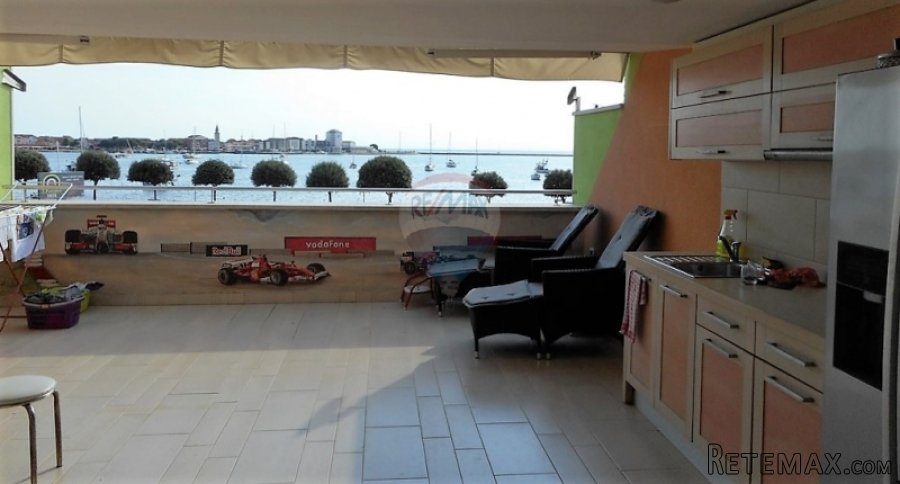UMAG: STAN SA PANORAMSKIM POGLEDOM NA MORE I GRAD UMAG - 2