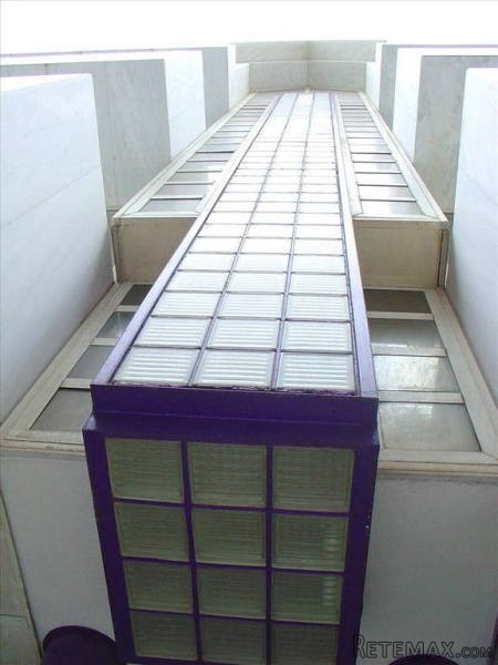 B175 - Commercial Building in prime.. - 2