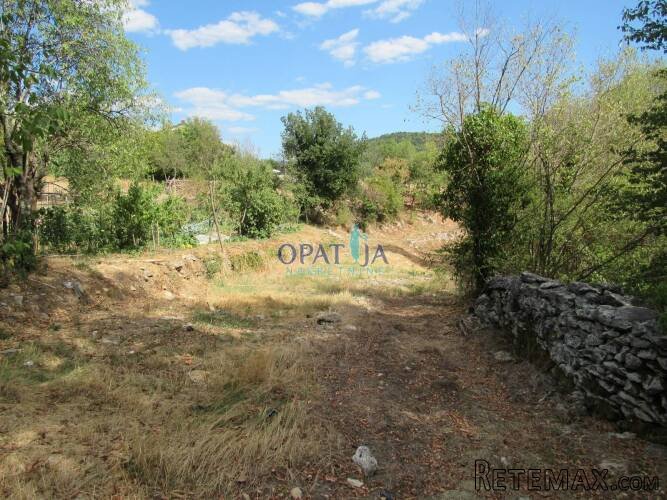 Buzet - građevinsko zemljište - 2