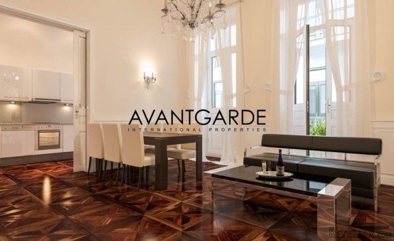Luxurious apartment in grand..