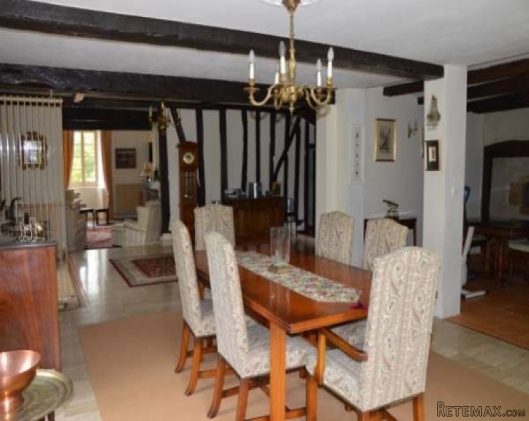 Maison De Maire Set On 1.6 Hectares Of.. - 2