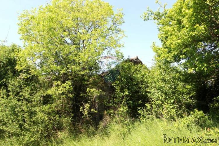 Stara ruševna kuća nedaleko od Kaštelira - 2