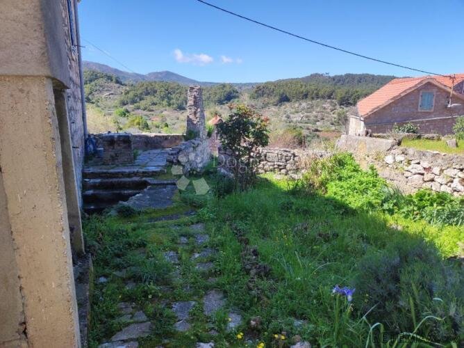 Kuća za adaptaciju - Hvar, Vrisnik - 3