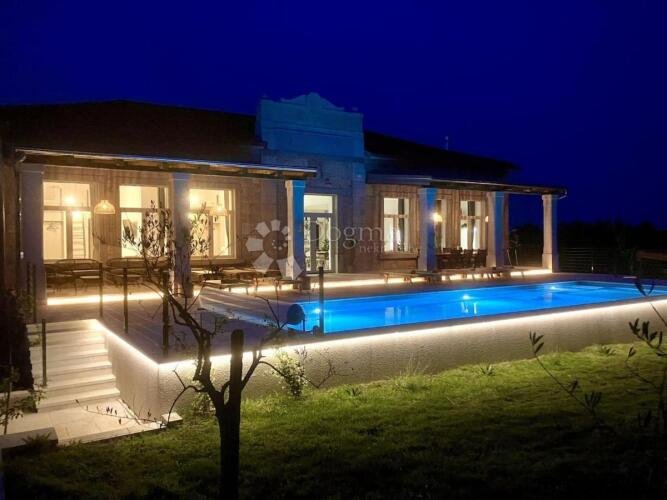 RASKOŠNA VILLA S POGLEDOM - 3