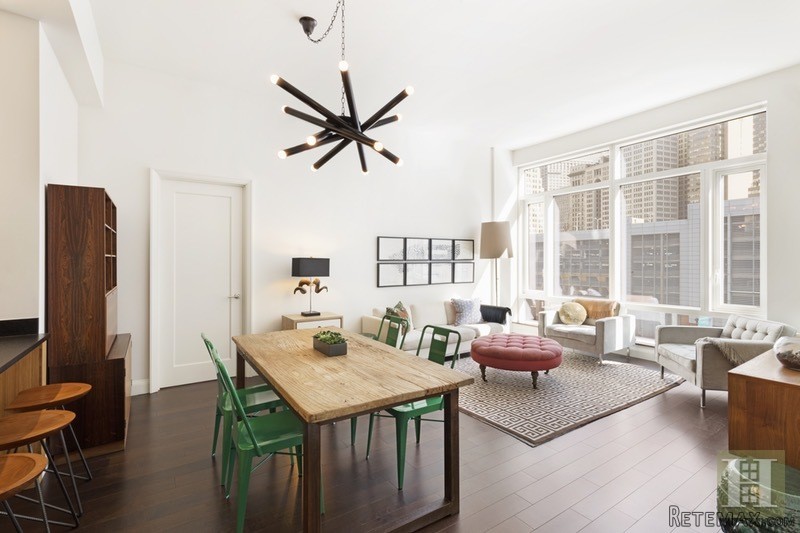 2 bedroom Apartment For Sale: 70 LITTLE..