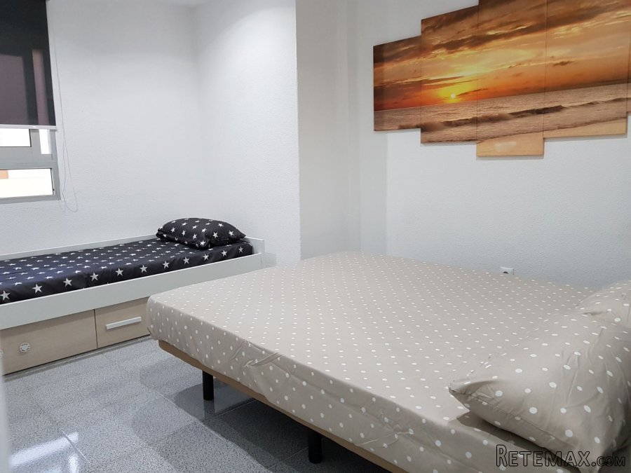 Apartamento en el centro de Medano. Consta de sala de.. - 4