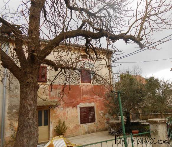 Istra, Svetvinčenat, Kuća za renoviranje - 2