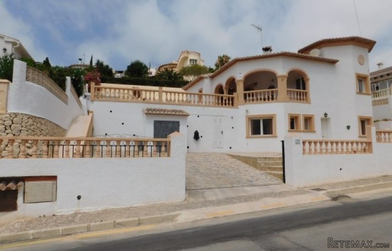 Beautiful And Efficient 4 Bedroom 4..
