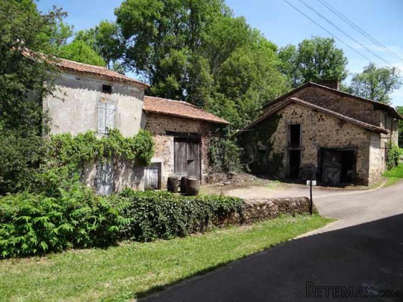 Lovely Renovation Project / Old Stone..