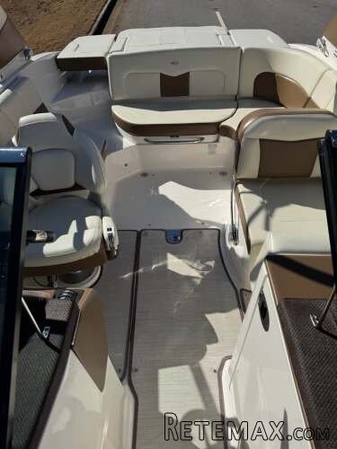 Chaparral Motorni Brod - 7