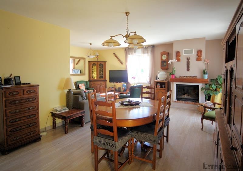 3 Bedroom Bungalow With Swimming Pool.. - 2