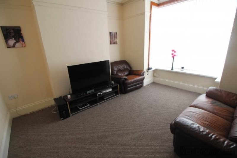 3 bedroom, house for sale - 2