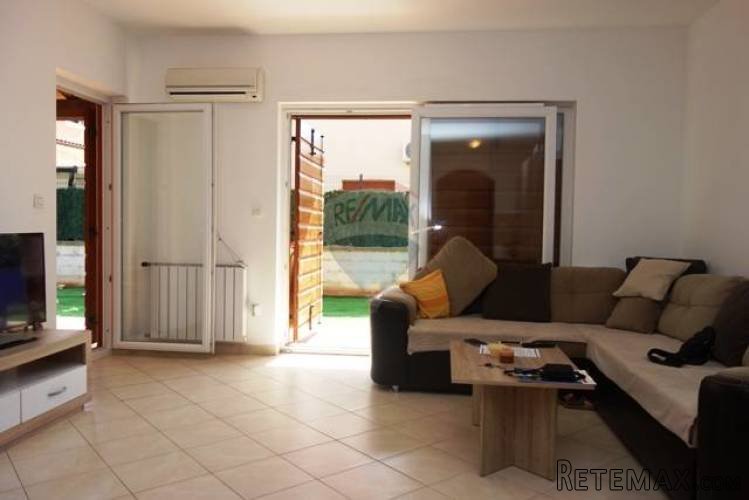 APARTMAN S VRTOM U MIRNOM OKRUŽENJU - 2