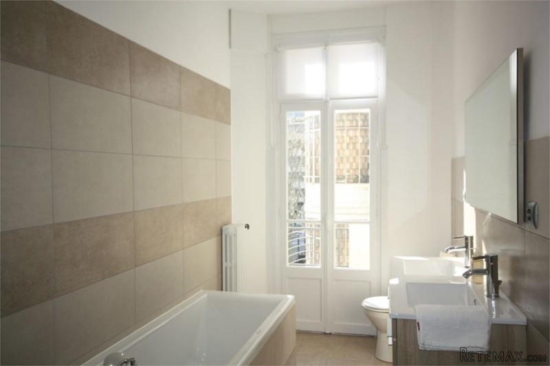 Superb Entirely Renovated 3 Bed.. - 2