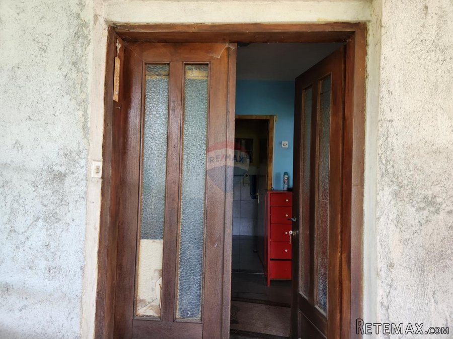 Rijeka, Orehovica - kuća sa 4 stambene jedinice uz adaptacij - 9